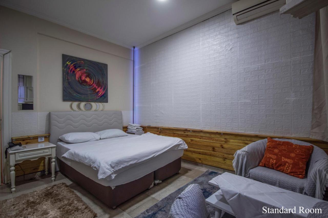 Puhu Otel Istanbul Exterior photo